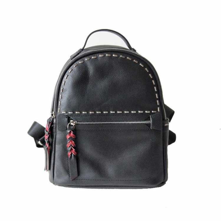2020 New The First Layer of Leather Backpack Fashion Travel Leather WOMEN 's Bag New Trend Book Bag